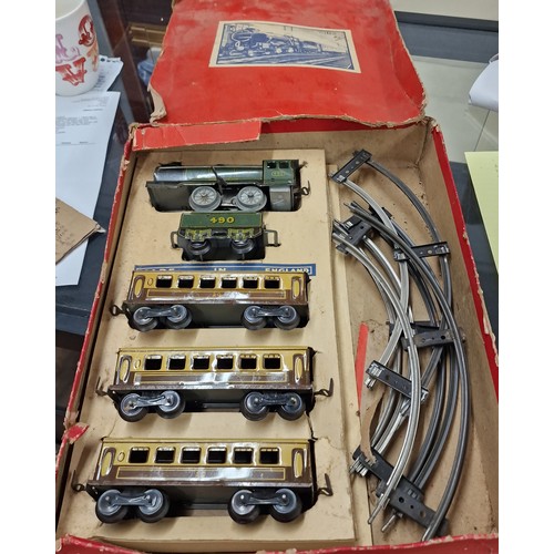 233 - Mettoy clockwork passenger train set in original distressed box