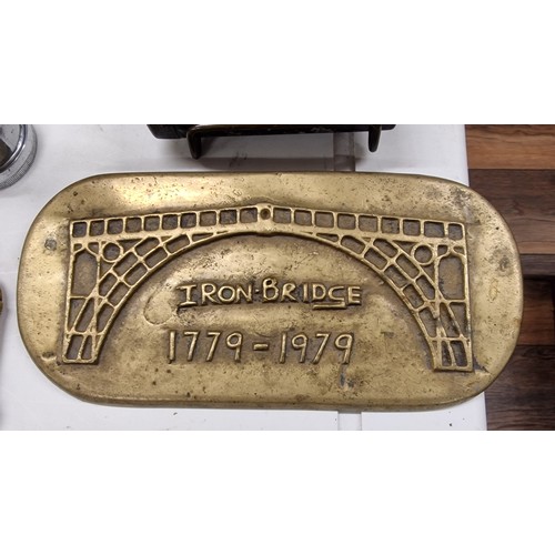 18 - 28 cm Iron Bridge Telford 1979 bi-centennial solid brass plaque