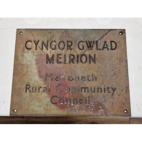 105 - 33 cm Welsh/English bi-lingual Rural Community sign