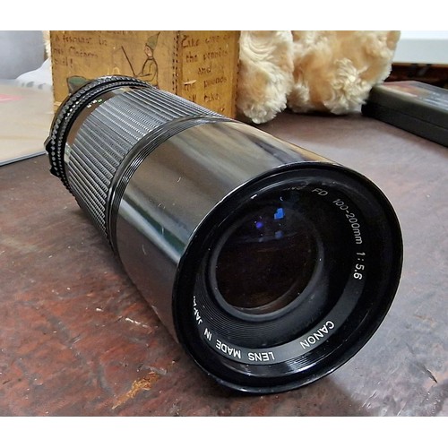 182 - Canon 100-200 mm zoom lens