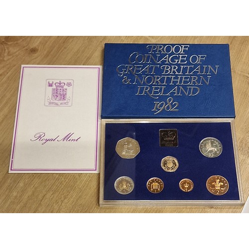 152 - Royal Mint 1982 Proof coin set of UK and Northern Ireland in display case