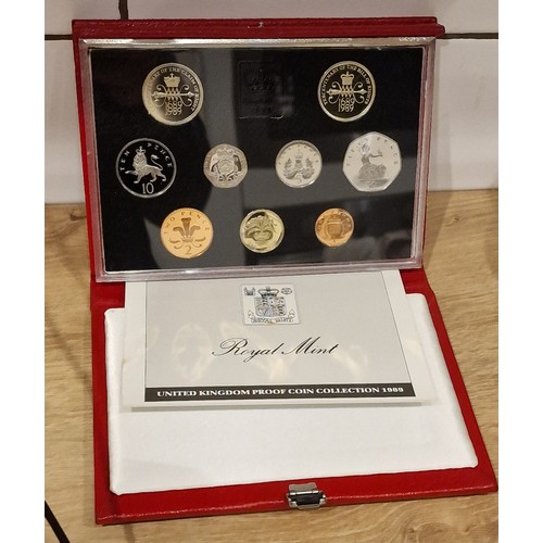 171 - Cased Royal Mint United Kingdom 1989 proof coin collection