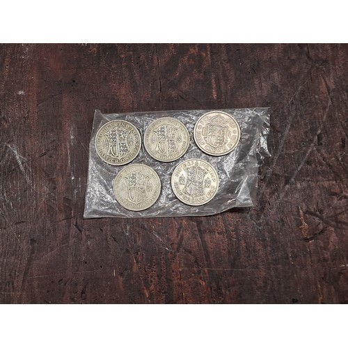 220 - 5 x assorted silver UK half crown coins