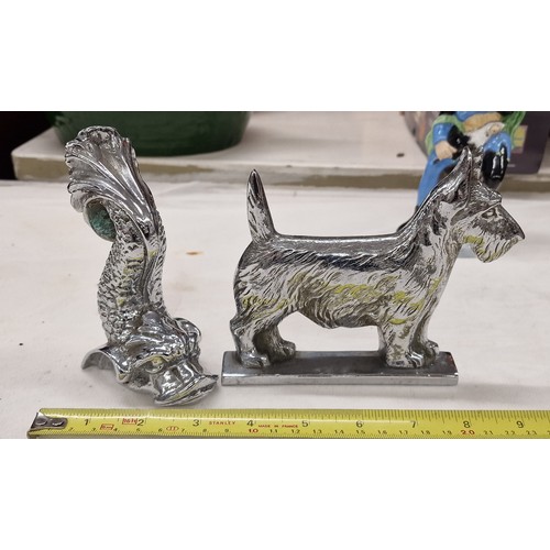 143 - Heavy chrome plated 12.5 cm serpent shelf support/finial & chrome plated Scottie dog