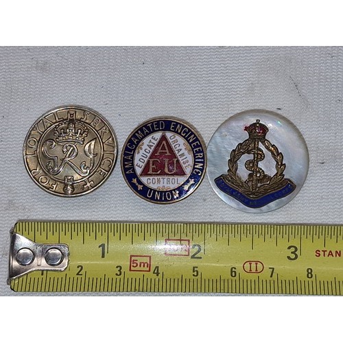 184 - 1 x silver and 1 x enamel badges and enamel sweetheart brooch on mother of pearl