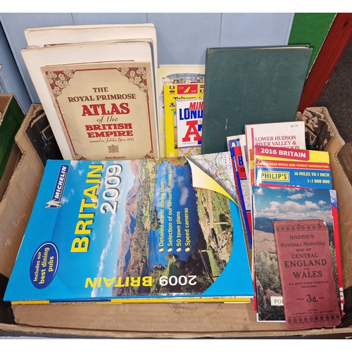 244 - Selection of assorted maps and old Britain books etc - all proceeds from this lot go to NSPCC