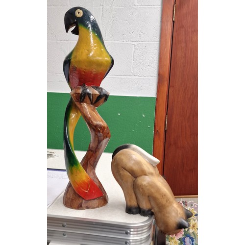 215 - 46 cm tall painted wood carving of a parrot & other peering cat wooden shelf figure