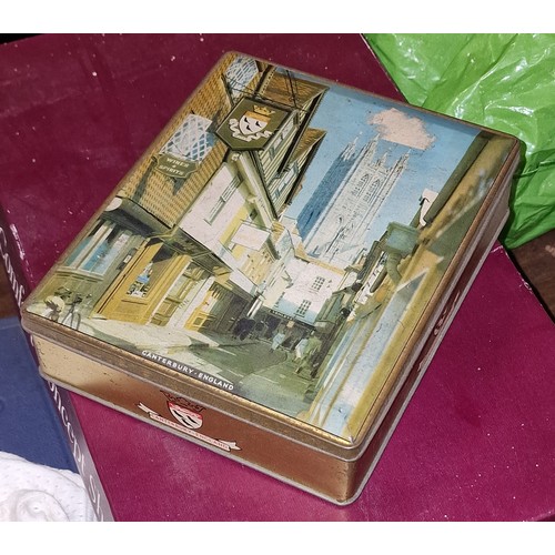 138 - 18 x 14.5 cm vintage Canterbury street scene biscuit tin