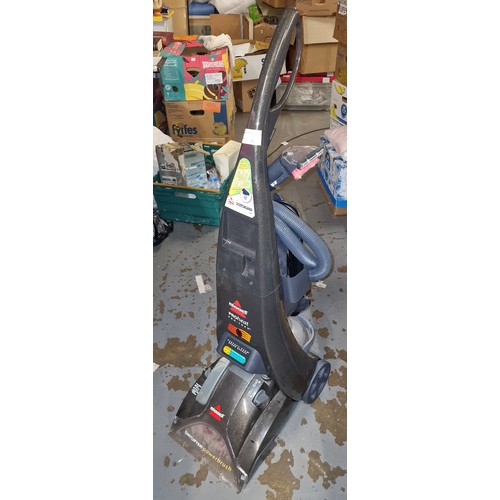 148 - Bissell Proheat Pro-Tech upright floor cleaner