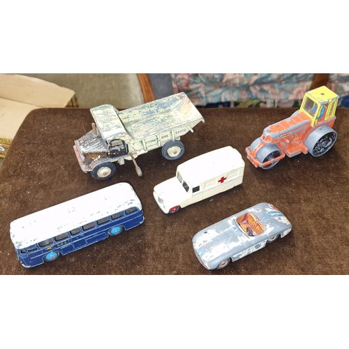 17 - Collection of 5 x assorted condition playworn Dinky model vehicles