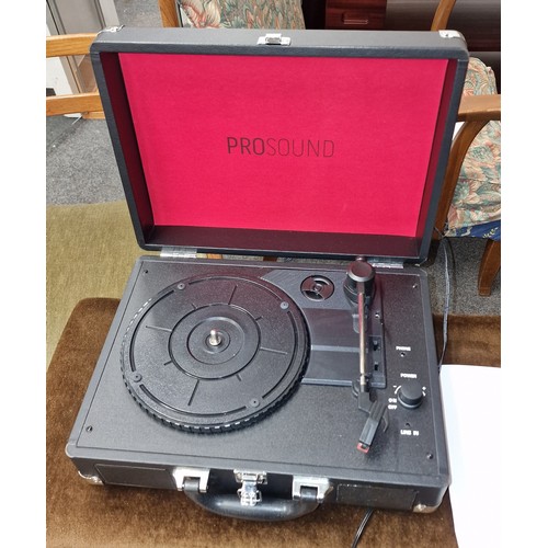 58 - Prosound portable case record player