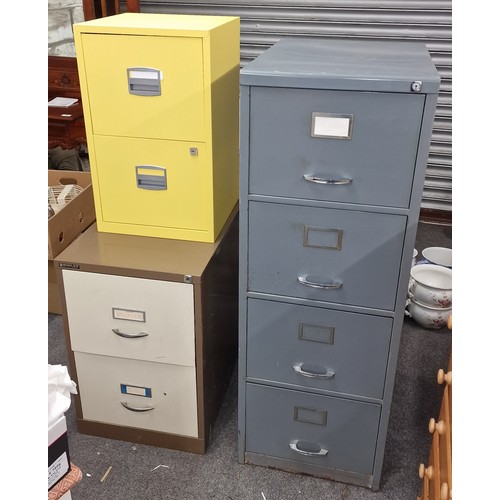 280 - 2 x 2 drawer and 1 x 4 drawer metal filing cabinets - no keys