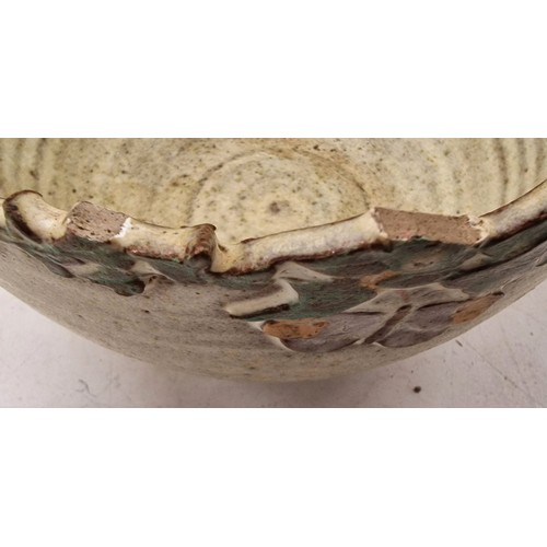 270 - 19 cm diameter and 12 cm tall vintage Tregaron Pottery bowl - couple of chips but not noticeable due... 