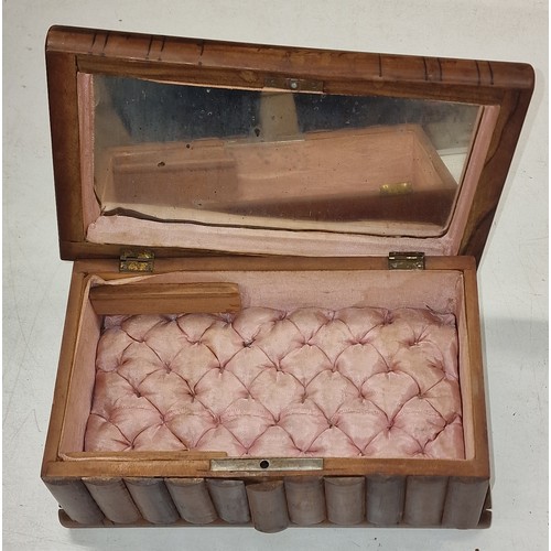 318 - 23 x 13.5 x 11 cm vintage wooden Italian souvenir jewellery box with hidden lock (no key) - hinge lo... 