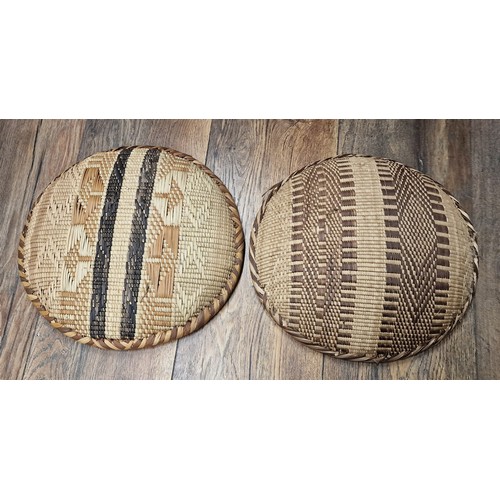 36 - Pair of 30 cm diameter vintage African woven Gokwe baskets