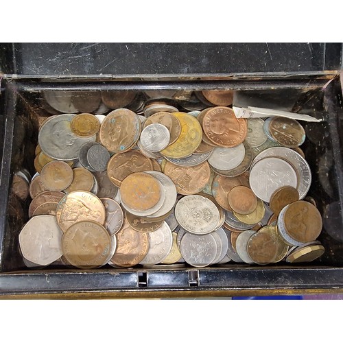 167 - Vintage metal cash tin (no key or tray) containing quantity of assorted copper and silver coins and ... 