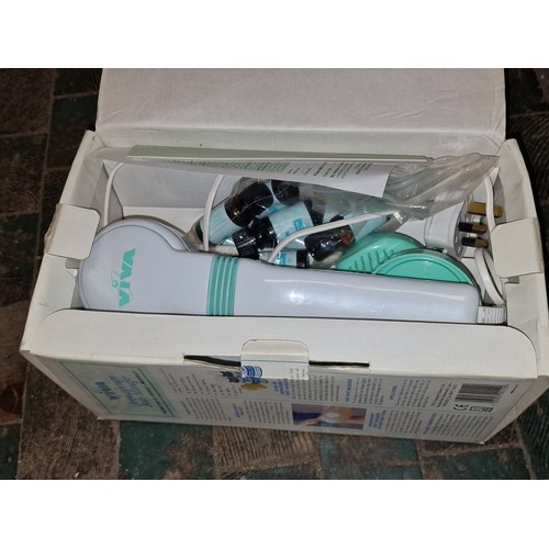 76 - Boxed Viva aromatherapy body massager