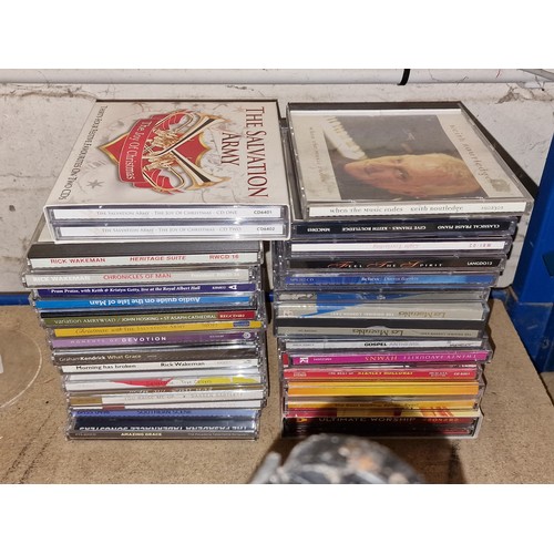 92 - Collection of assorted religious CDS