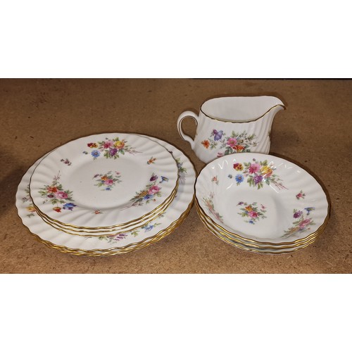 111 - 10 pieces of Minton bone china Marlow pattern tableware being 3 x 19 cm & 3 x 16 cm plates, 3 x cere... 