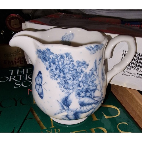 124 - Portmeirion Botanic Blue milk jug