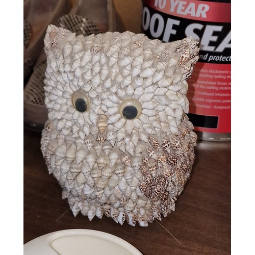 157 - 14 cm retro shell covered owl