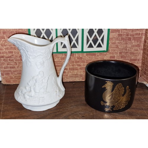 177 - 11 cm Portmeirion Parian jug and black and gold sugar bowl