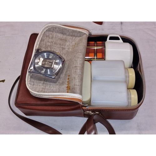 24 - Vintage Thermos camping/hiking set in leather satchel case