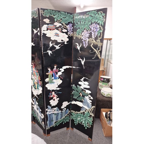 201 - Stunning 6 ft tall Japanese privacy screen with 4 x hand painted 16