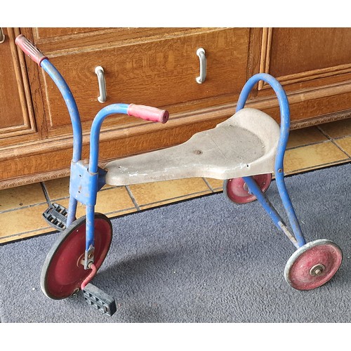 141 - Vintage toddlers Triang tricycle