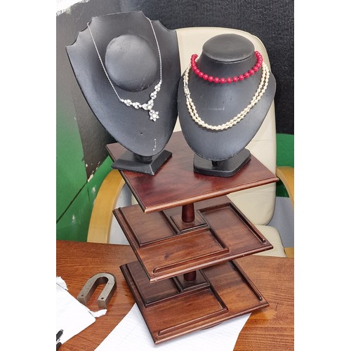 161 - 23 x 23 x 30 cm rotating counter top stand and 2 x jewellery display busts