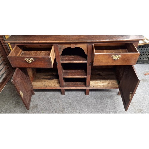 251 - 148 x 59 x 196 cm, 18th century old oak Anglesey Welsh dresser with nice patina - good old honest pi... 