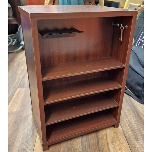 303 - 35 x 36.5 x 50 cm small lockable display cabinet with key present