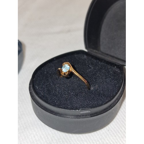 437 - Vintage 9 ct rose gold with aquamarine solitaire ring size O 1/2 - 1.2 gm