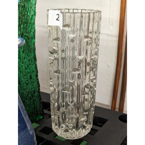 2 - 25.5 cm tall Czech Vizner? Labyrinth clear heavy glass vase