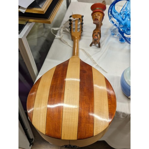 439 - 8 string onion shaped mandolin