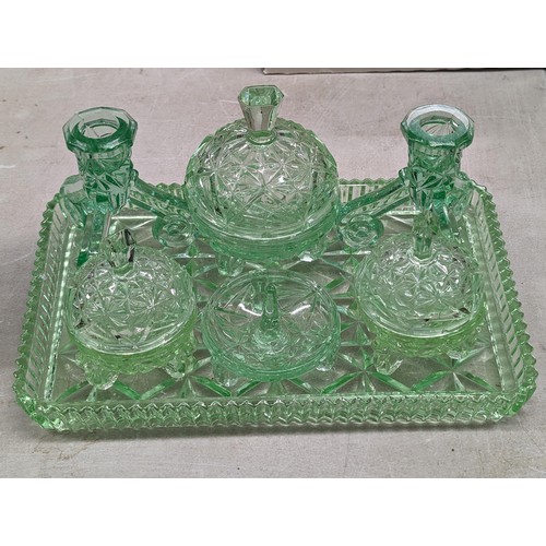 90 - Vintage Art Deco green glass, 7-piece dressing table set