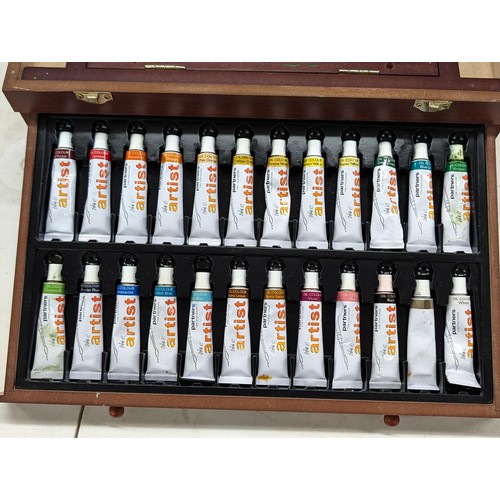 259 - Artists 3 drawer easel box with paints and brushes