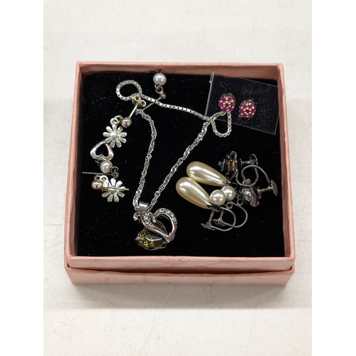 147 - Small box of assorted vintage and modern dress earrings including silver and pendant necklace - all ... 