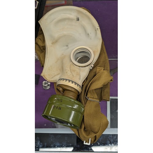 140 - Vintage Russian? civilian gas mask in canvas case