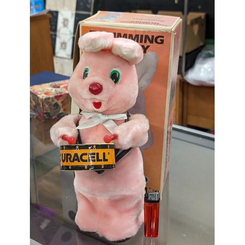 94 - Boxed retro pink Duracell bunny with drum