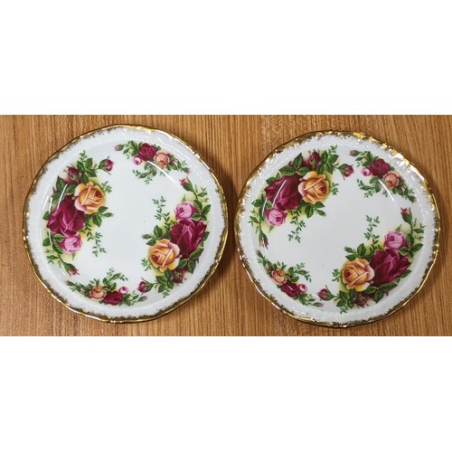 65 - 2 x Royal Albert old country roses 12 cm diameter dishes