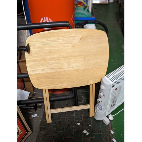 320 - Light wood folding small occasional table