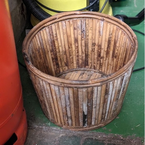 322 - 35 cm diameter and 25 cm tall vintage bamboo basket/planter