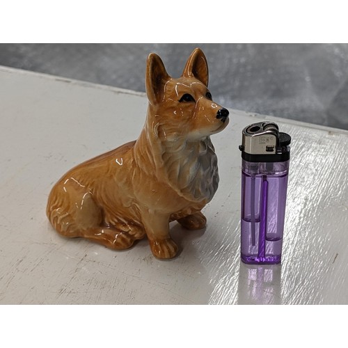 109 - 11 cm tall vintage Sylvac corgi figure