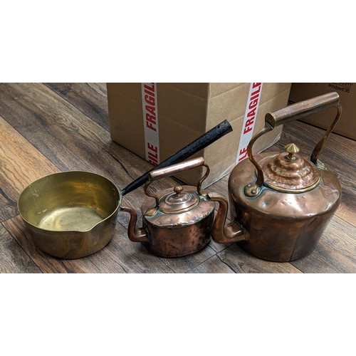 88 - Vintage medium and small size copper kettles and brass saucepan