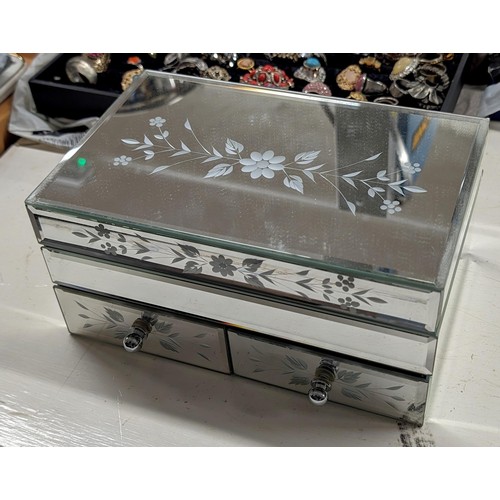 273 - Small mirrored two drawer jewellery box and contents