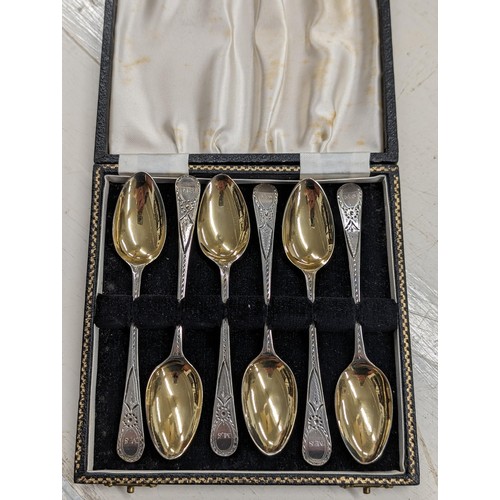 186 - Cased and excellent condition set of 6 x 19th century silver engraved and monogrammed (MS) teaspoons... 