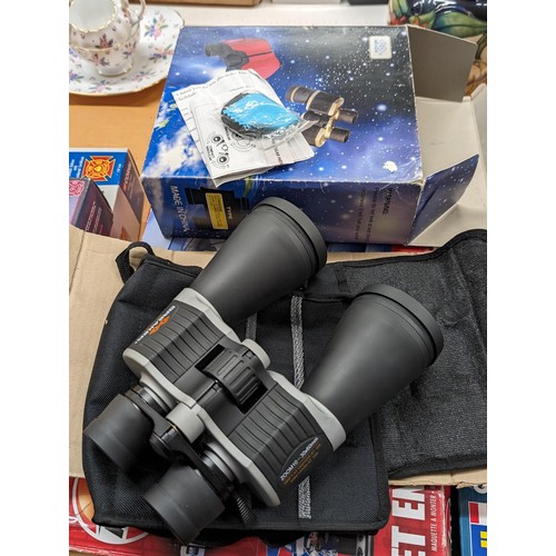 237 - Boxed and as new Breaker Zoom 10, 30 x 60 binoculars with carry case