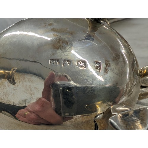 184 - Sheffield hallmarked silver 3 footed sauce/gravy boat in very good condition - 105.8 gm