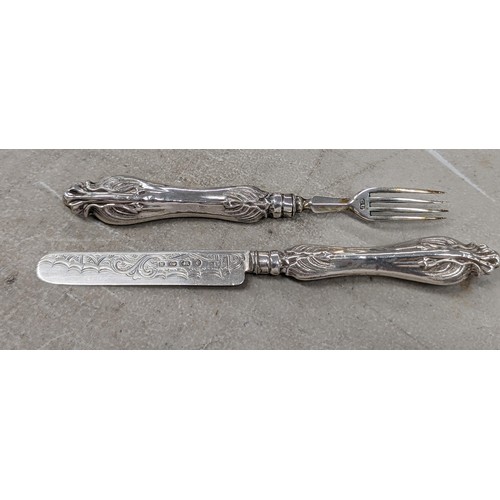 196 - 1861 Birmingham hallmarked full silver fruit knife and fork - 37.5 gm